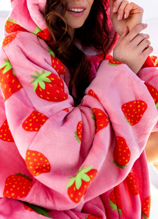 Coperta con cappuccio alla fragola